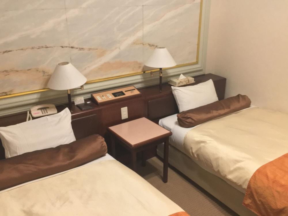 Hotel Sunny Токио Екстериор снимка