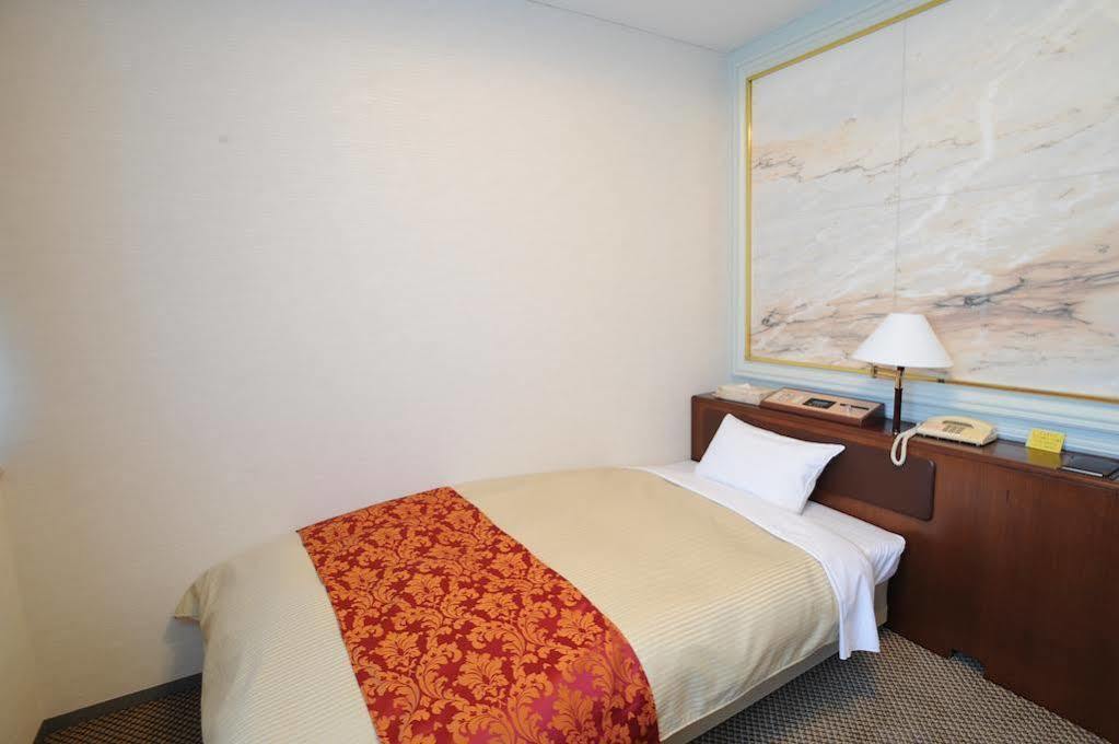 Hotel Sunny Токио Екстериор снимка